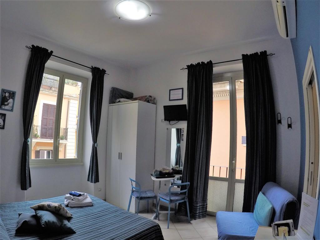 Dama Di Roma Hotel Room photo